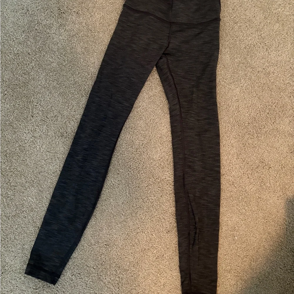Lululemon dark grey Leggings - Picture 3 of 3